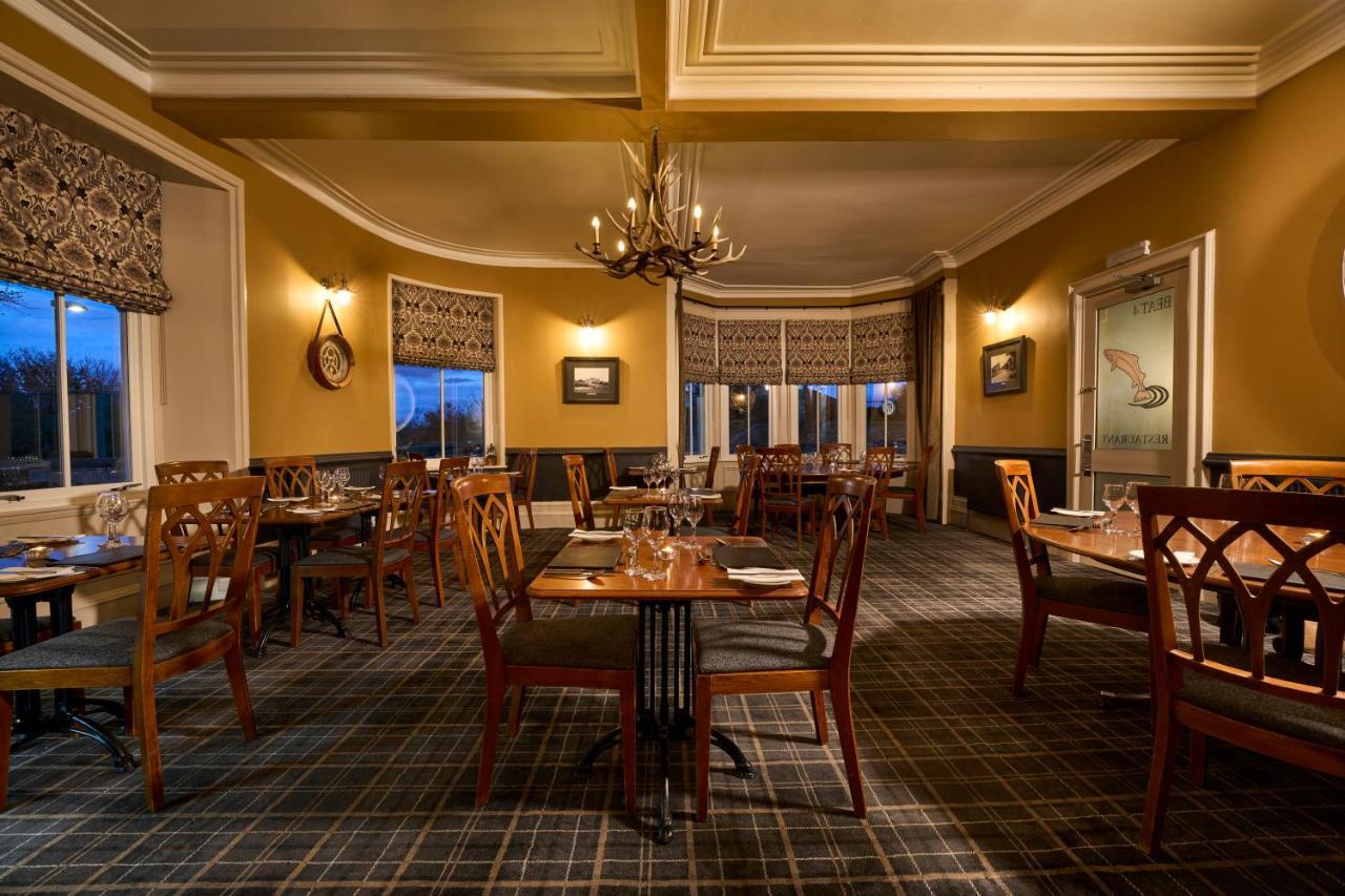 Ulbster Arms Hotel Near Thurso Halkirk Extérieur photo